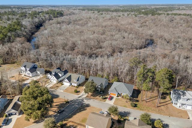 254 River Edge Dr., Conway, SC 29526