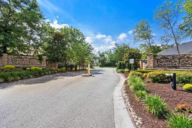 254 River Edge Dr., Conway, SC 29526