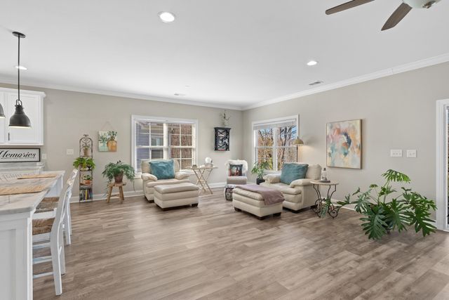 254 River Edge Dr., Conway, SC 29526