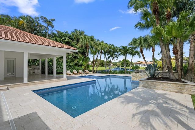 2432 Golf Brook Drive, Wellington, FL 33414