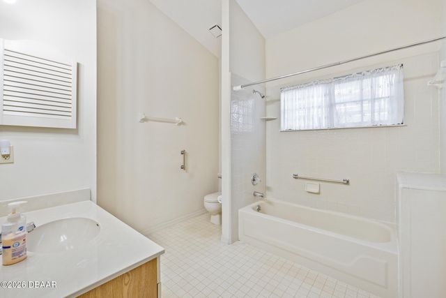 904 Ashmeade Court, Port Orange, FL 32127