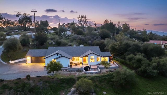 1392 Nancy Lee Ln, Alpine, CA 91901