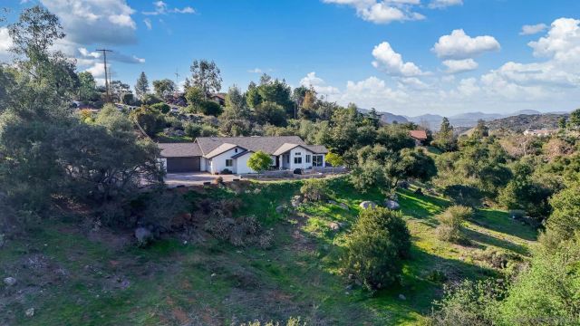 1392 Nancy Lee Ln, Alpine, CA 91901