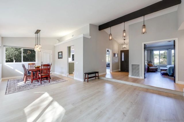 1392 Nancy Lee Ln, Alpine, CA 91901