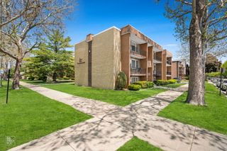 6758 W 64th Place 23, Chicago, IL 60638