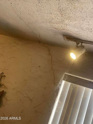 1809 W El Caminito Drive, Phoenix, AZ 85021