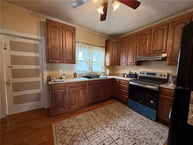 403 Chestnut Street, Richmond, MO 64085