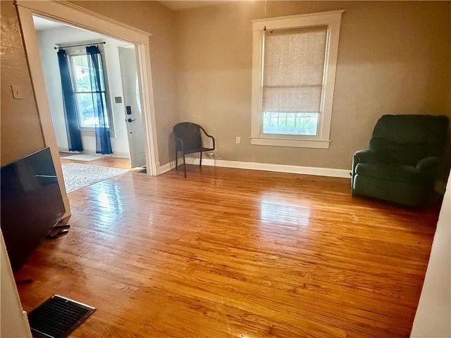 403 Chestnut Street, Richmond, MO 64085