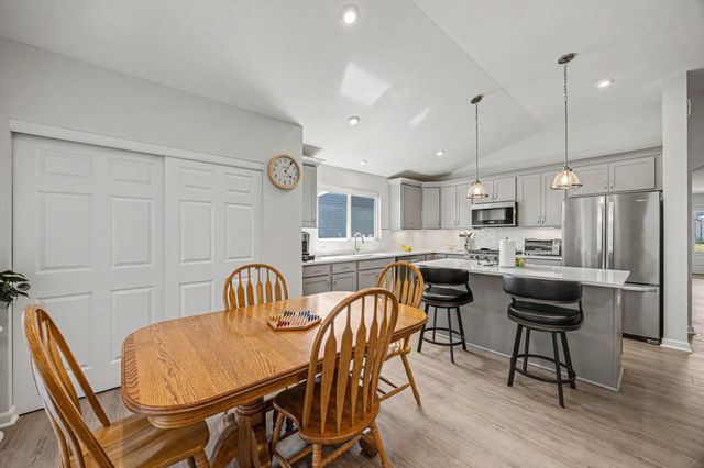 785 Harmony Valley Drive, Alexandria, KY 41001