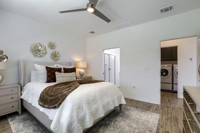 126 Clay Hill ST, Georgetown, TX 78633