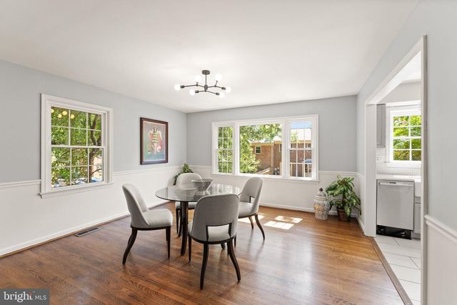 9280 BAILEY LN, Fairfax, VA 22031