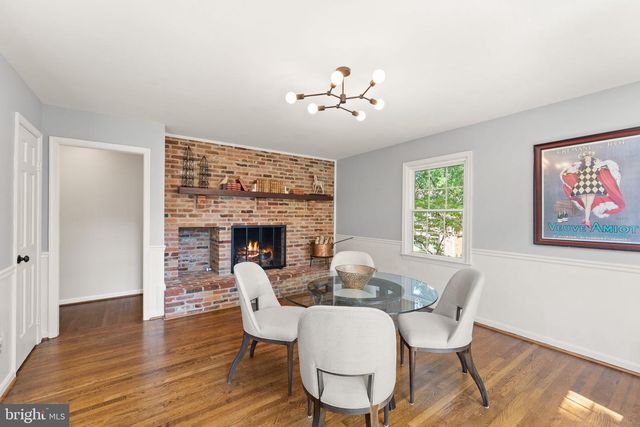 9280 BAILEY LN, Fairfax, VA 22031