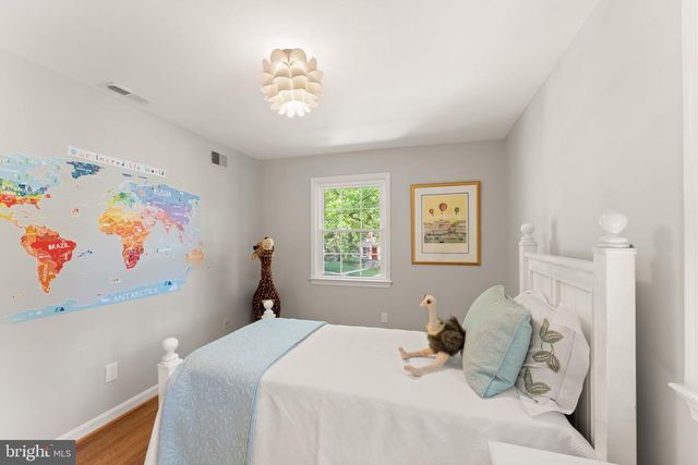 9280 BAILEY LN, Fairfax, VA 22031