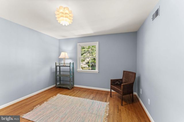 9280 BAILEY LN, Fairfax, VA 22031