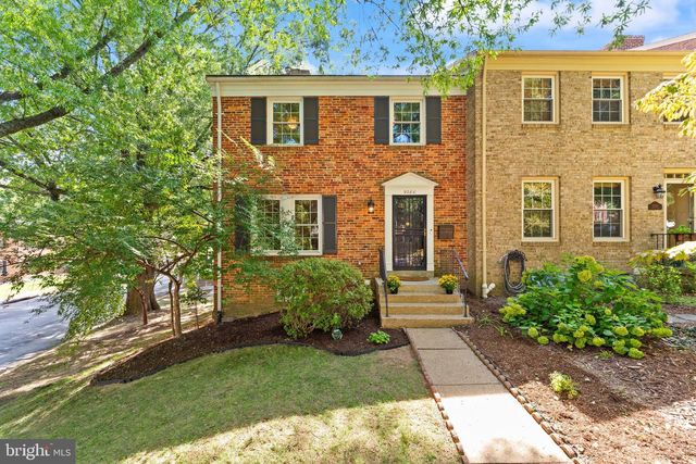 9280 BAILEY LN, Fairfax, VA 22031