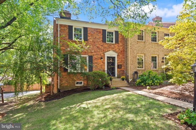 9280 BAILEY LN, Fairfax, VA 22031