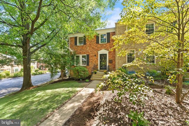 9280 BAILEY LN, Fairfax, VA 22031