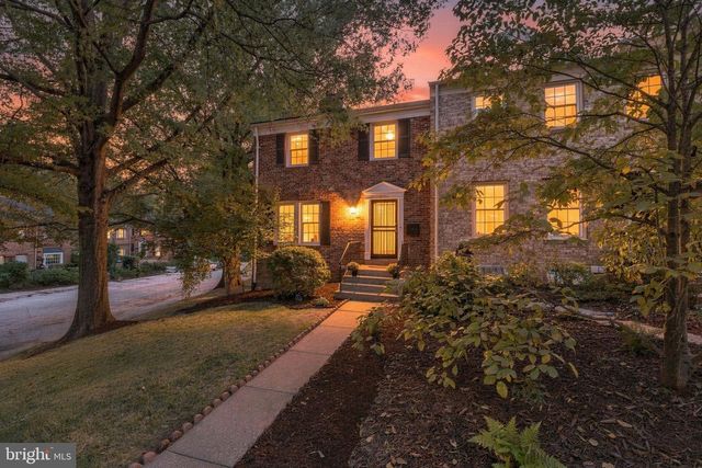 9280 BAILEY LN, Fairfax, VA 22031