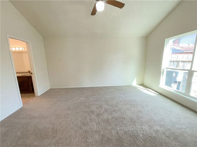 6906 Whalen Dr, Corpus Christi, TX 78413