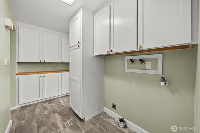 2911 Elwood Drive W, Tacoma, WA 98466