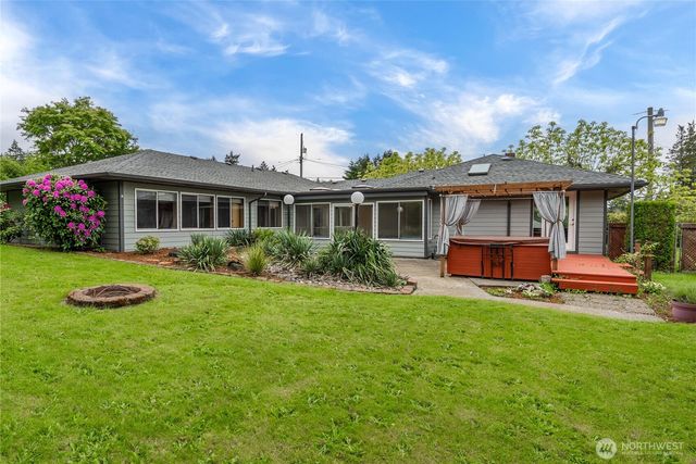 2911 Elwood Drive W, Tacoma, WA 98466