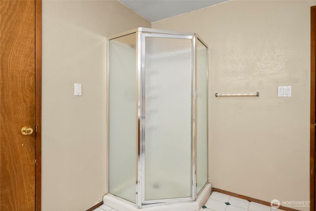 2911 Elwood Drive W, Tacoma, WA 98466