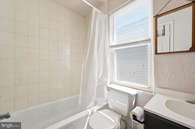 2015 MOUNTAIN ST, Philadelphia, PA 19145