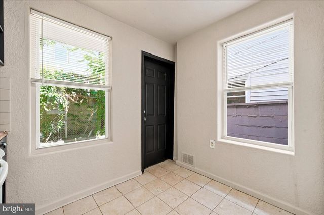 2015 MOUNTAIN ST, Philadelphia, PA 19145