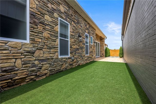 3409 SW Awakening Avenue, Bentonville, AR 72713