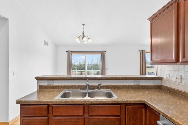 1303 Prominence Drive, Janesville, WI 53548