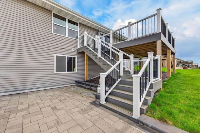 1303 Prominence Drive, Janesville, WI 53548
