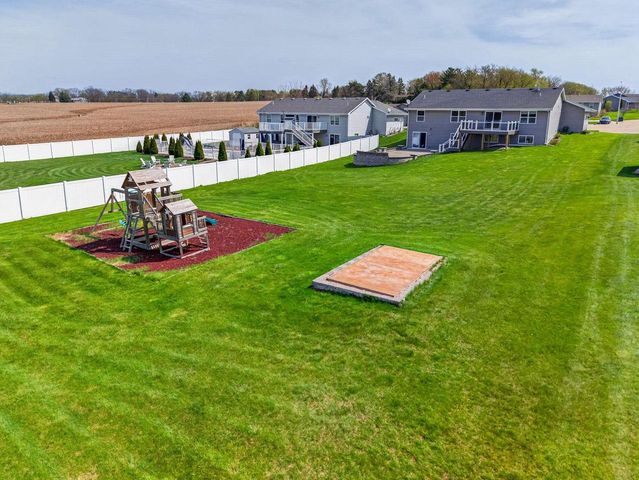 1303 Prominence Drive, Janesville, WI 53548