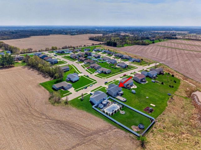 1303 Prominence Drive, Janesville, WI 53548