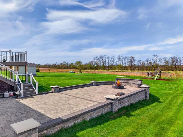 1303 Prominence Drive, Janesville, WI 53548
