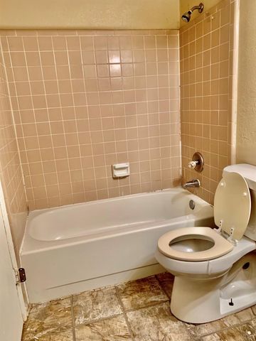 6834 Tara Drive, Richmond, TX 77469