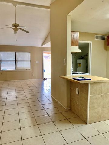 6834 Tara Drive, Richmond, TX 77469