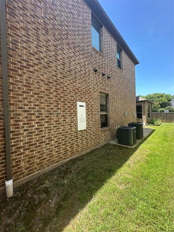 3809 brookridge Court, Bedford, TX 76021