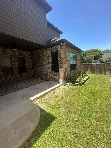 3809 brookridge Court, Bedford, TX 76021