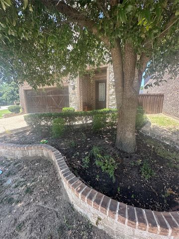 3809 brookridge Court, Bedford, TX 76021