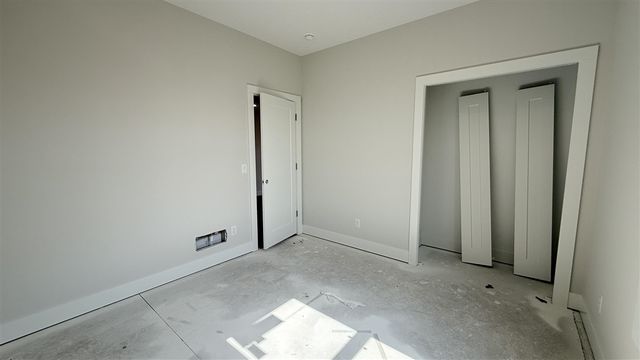 312 Edison Court 28, Muskegon, MI 49440