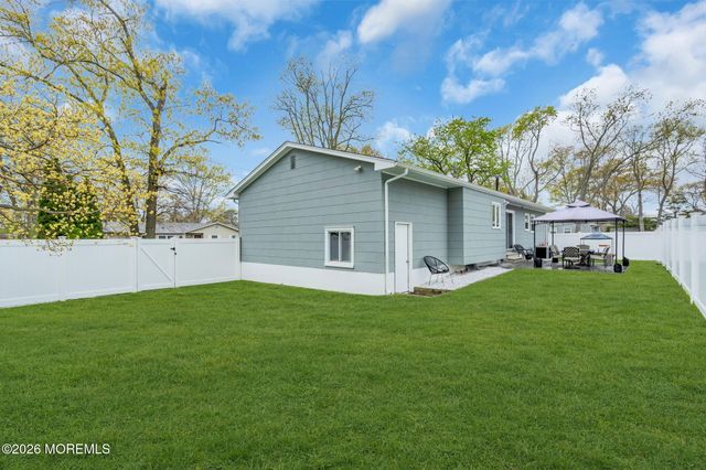 40 River Park Drive, Brick, NJ 08724