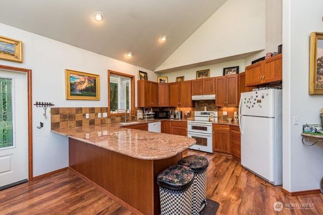 397 Monterra Drive, Port Angeles, WA 98362
