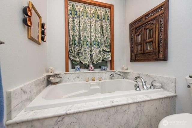 397 Monterra Drive, Port Angeles, WA 98362
