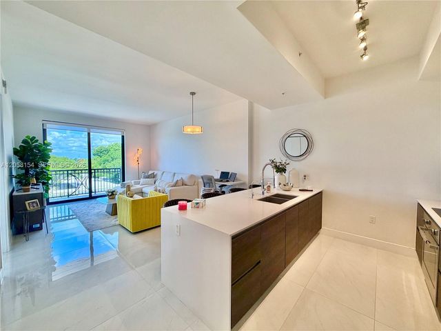 301 Altara Ave 418, Coral Gables, FL 33146