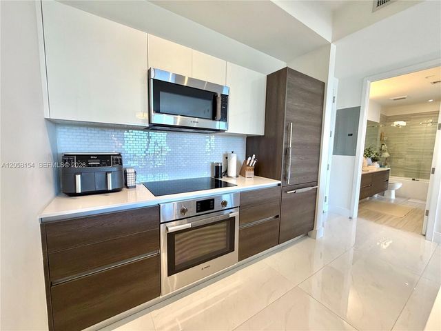 301 Altara Ave 418, Coral Gables, FL 33146