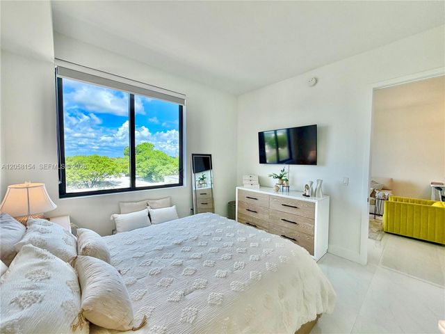 301 Altara Ave 418, Coral Gables, FL 33146