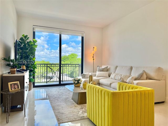 301 Altara Ave 418, Coral Gables, FL 33146