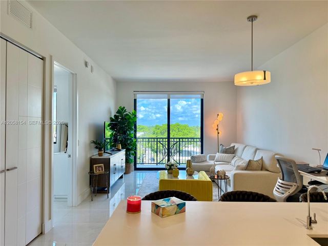 301 Altara Ave 418, Coral Gables, FL 33146