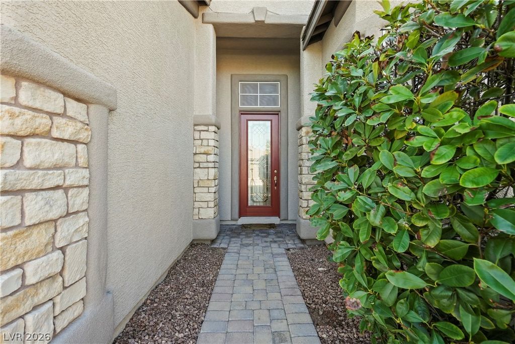 10049 Claverton Court, Las Vegas, NV 89148 — photo 4