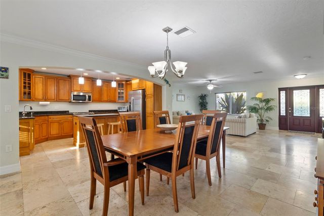 6454 BEECHWOOD AVENUE, Sarasota, FL 34231